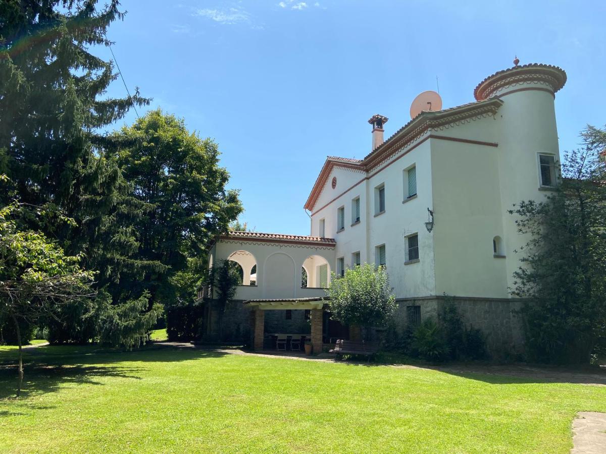 Espectacular Casa Chateau En El Centro De Олот Экстерьер фото