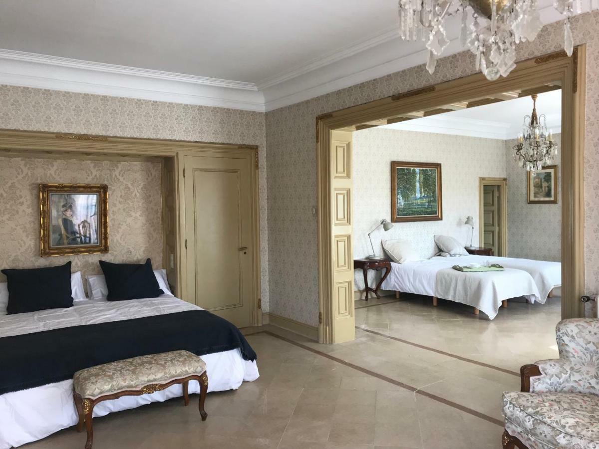 Espectacular Casa Chateau En El Centro De Олот Экстерьер фото